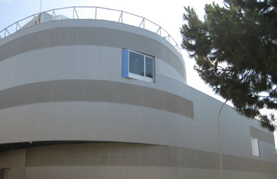 Vista de la fachada del edificio promovido por Gonsi