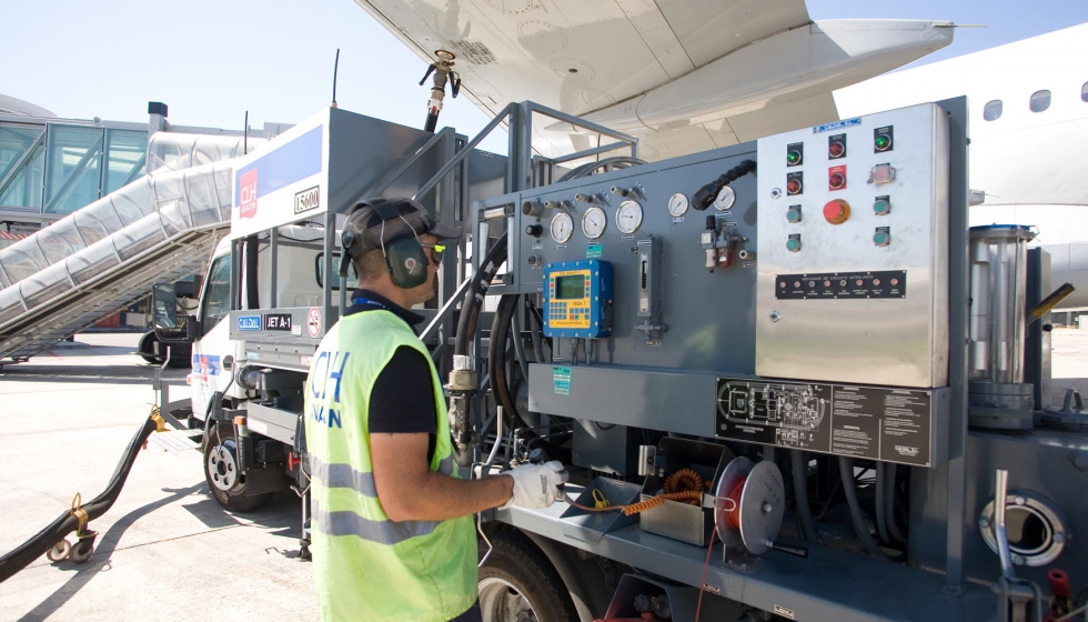 Las salidas de querosenos desde las instalaciones de CLH a la red aeroportuaria espaola, ascendieron en marzo a ms de 430...