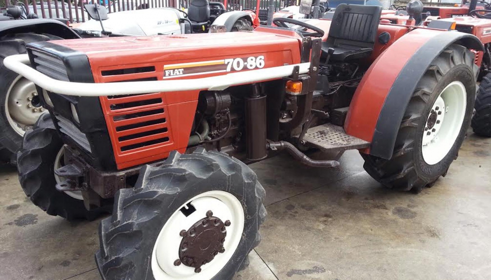 Magnfico representate de tractor compacto, la serie 66 de FiatAgri lanzada en 1985