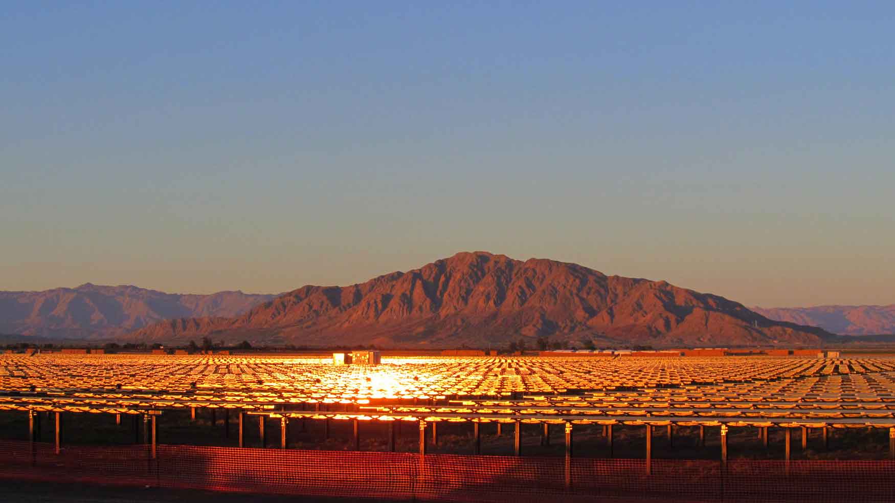Planta fotovoltaica en la localidad de Layla