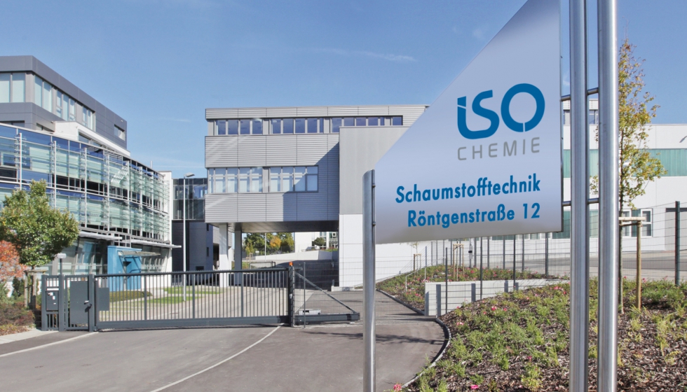 Hoy en da, el fundador de la empresa, Josef Dei, y su hijo, el Dr. Martin J. Dei, dirigen ISO-Chemie GmbH en conjunto como Directores Generales...