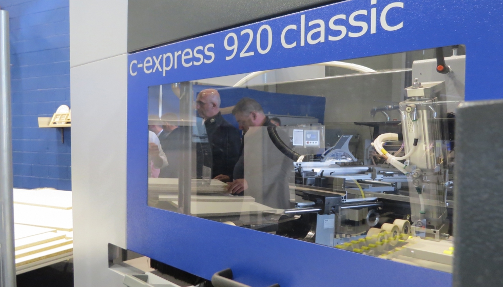 La mquina c-Express 920 Classic estuvo expuesta durante las jornadas