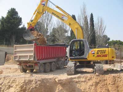 Digging buckets marketed by HKL Baumaschinen Spain