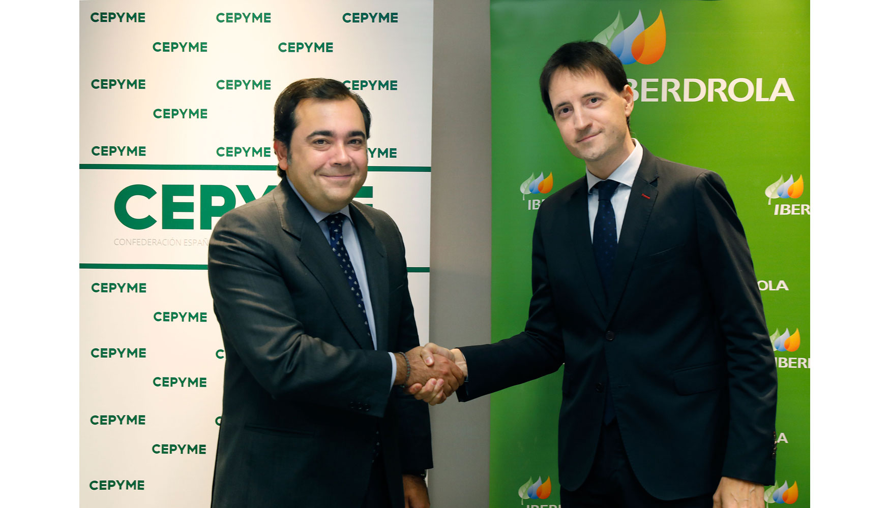 En el acto de firma han participado el secretario general de Cepyme, Borja Echegaray, y el director comercial de Iberdrola en Espaa y Portugal...