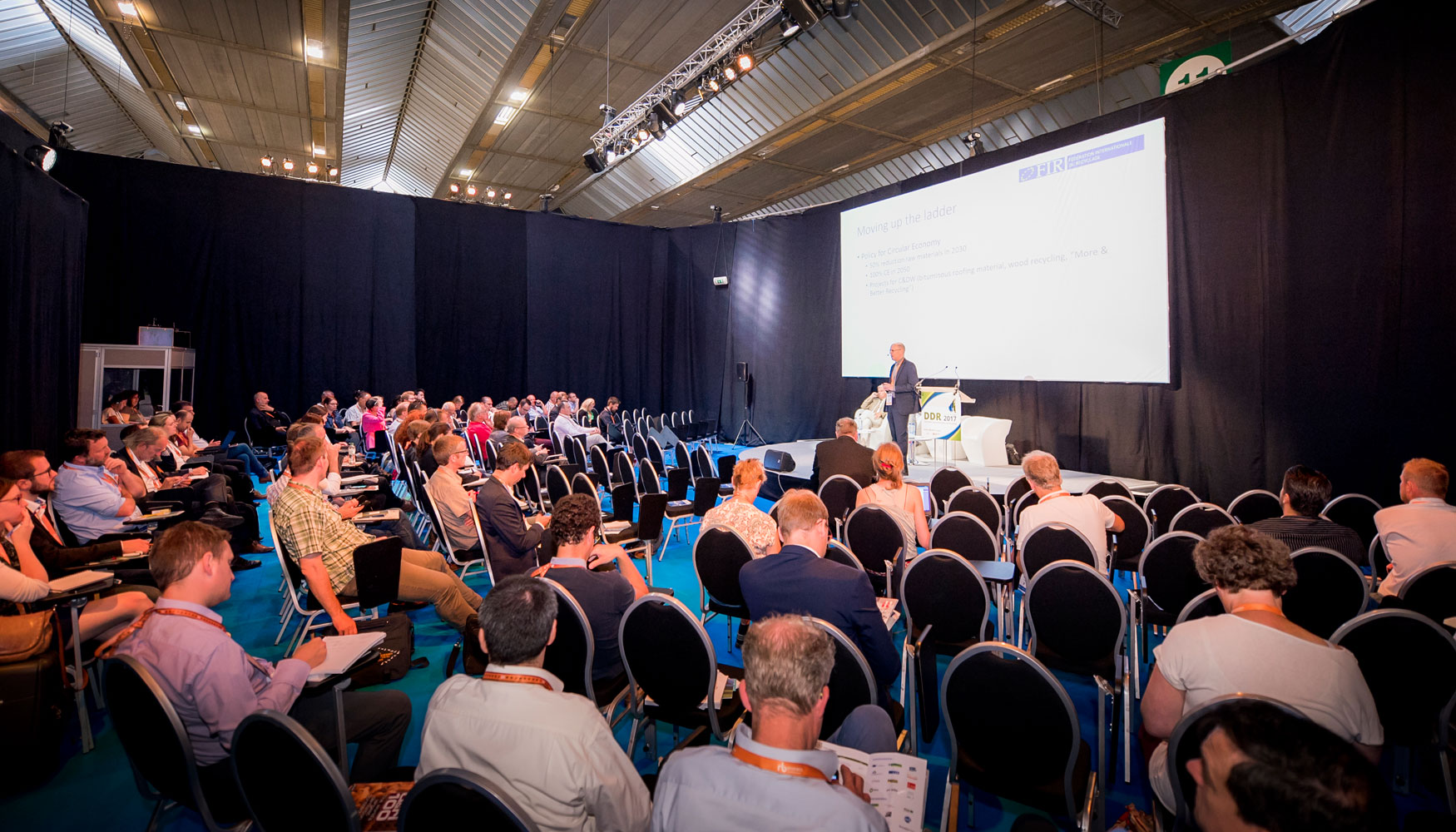 Sesin plenaria en DDR Forum & Expo 2017