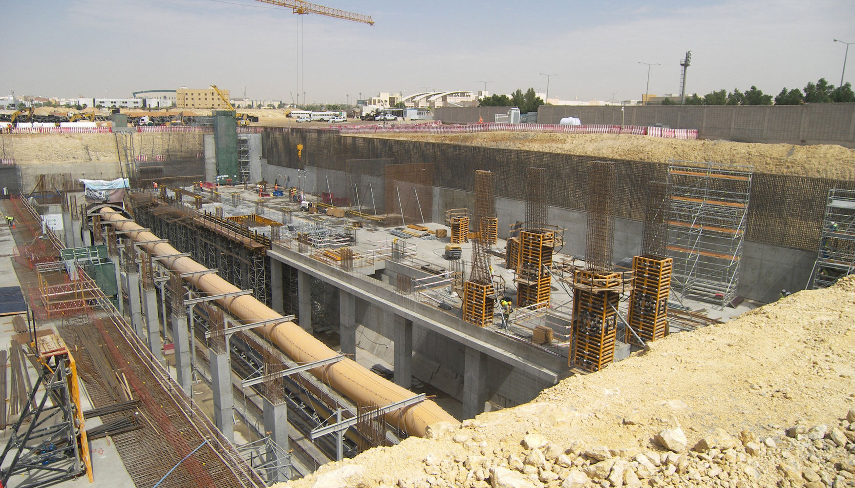 El nuevo Metro de Riad se ha diseado con seis lneas y 175 km y dar servicio a una ciudad de 5...
