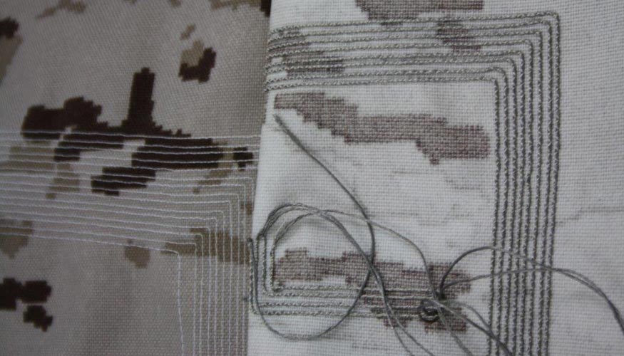 Tela de camuflaje con cables textiles integrados