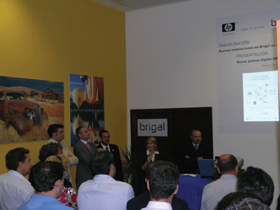 Julio Garca, de Brigal, junto con Jordi Riart y Marcelo Akierman de HP intervinieron en el acto de inauguracin