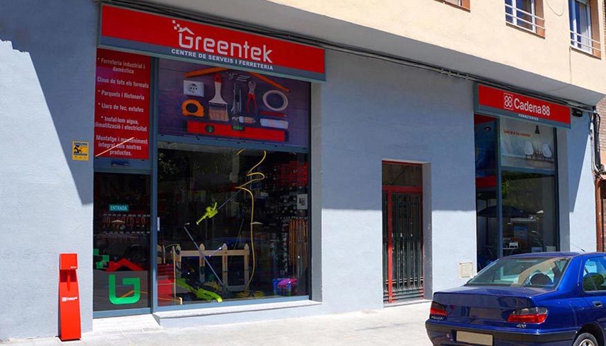 Greentek, Centre de Serveis i Ferreteria est en la calle Bisbe Iglesias i Navarri, 44 de La Seu d'Urgell