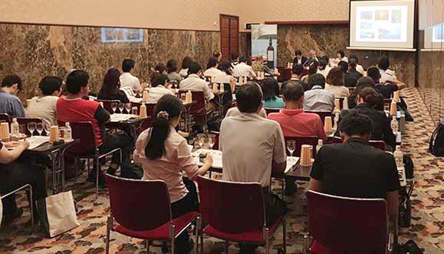 Seminario celebrado en Tokyo