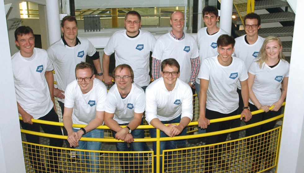 La start-up Comnovo fue fundada por Andreas Lewandowski (a la izquierda), Dominik Gerstel (fila delantera...