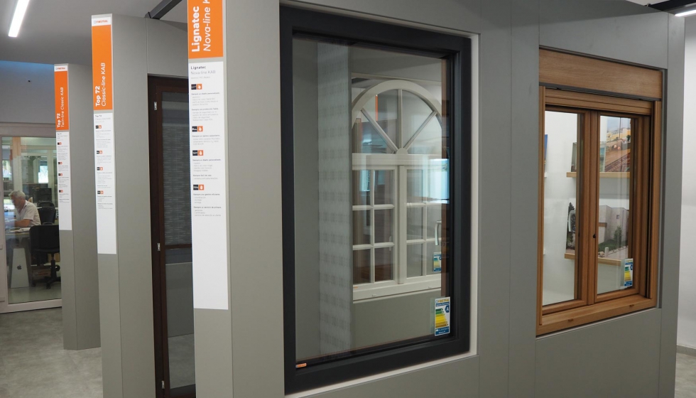 El nuevo concepto de showroom permite al cliente apreciar el exterior, el ncleo, el exterior y el entorno de la ventana...