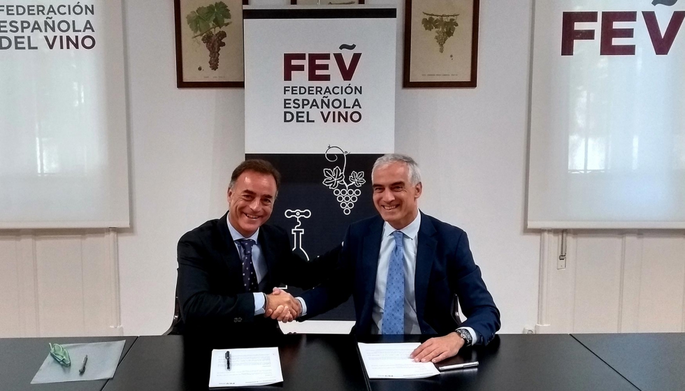 Firma del convenio entre la FEV y Alimentaria