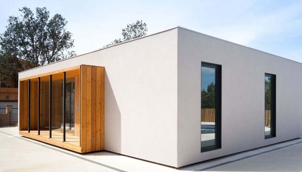 Genial Houses ha construido en Begur una residencia unifamiliar modelo H prefabricada de madera