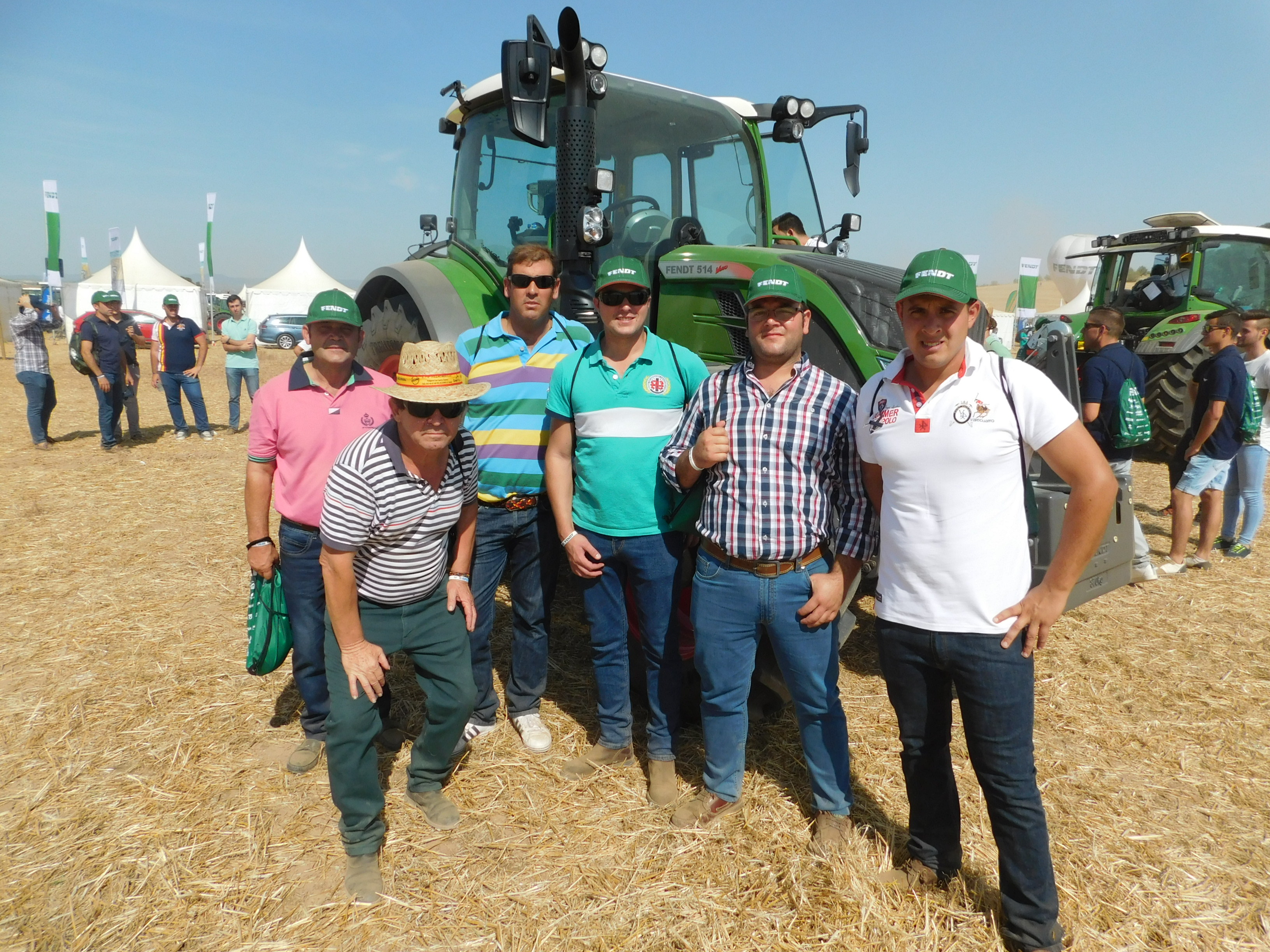 Miguel ngel, junto a un grupo de agricultores de Villacarrillo (Jan)