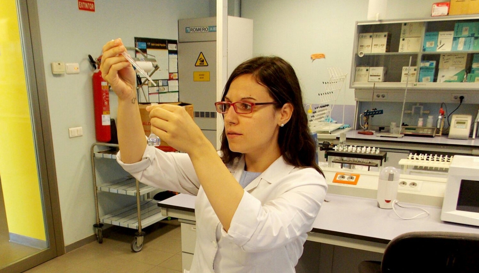 La investigadora Joana Pico centra su tesis doctoral en el estudio del aroma de los panes sin gluten