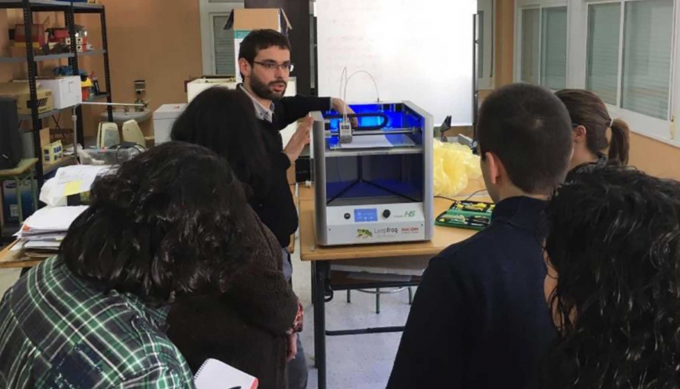 Sesin de formacin en tecnologa 3D para profesores