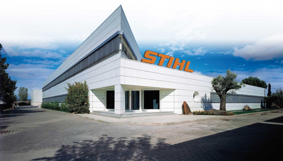 Fachada de Stihl en Torres de Alameda (Madrid)