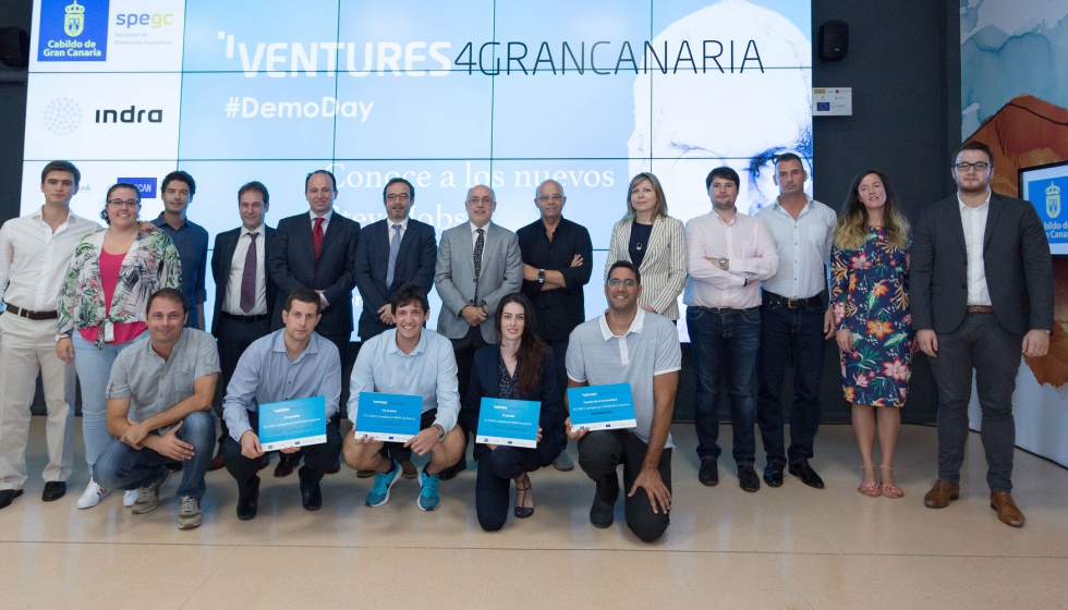 Finalistas y miembros del jurado de Ventures4GranCanaria'