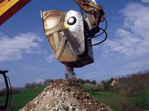 Crusher bucket completely eliminates the use of the different mechanical means