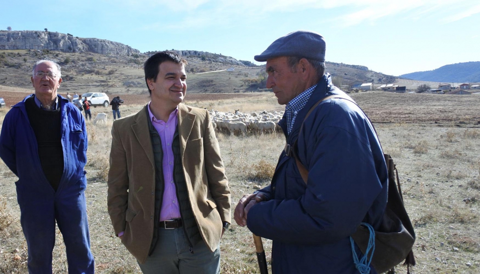 Los ganaderos de ovino y caprino cuyas cabaas pasten en los montes de Castilla-La Mancha sern compensados por ayudar a prevenir incendios...