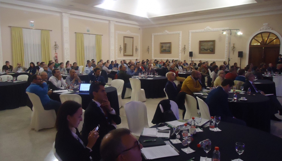 Ms de un centenar de profesionales del sector de Espaa y Portugal asistieron al evento en Jan