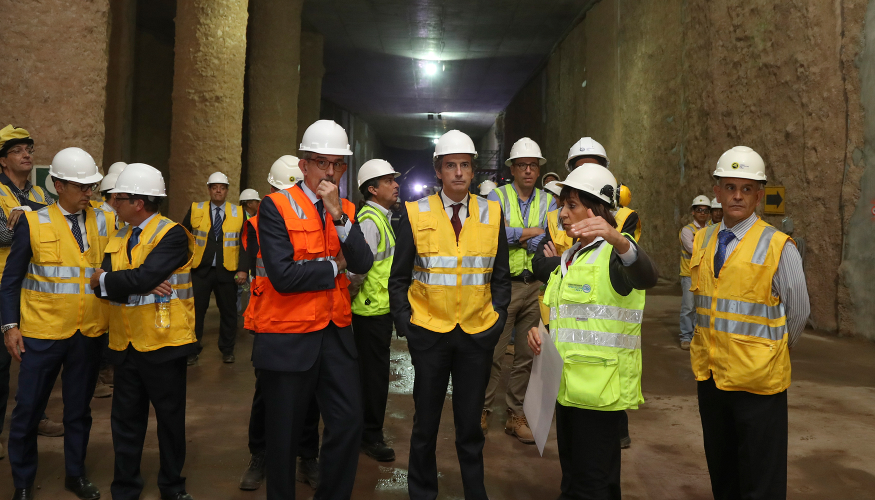 El ministro de Fomento, igo de la Serna, durante la visita a las obras de la lnea 2 del metro de Lima
