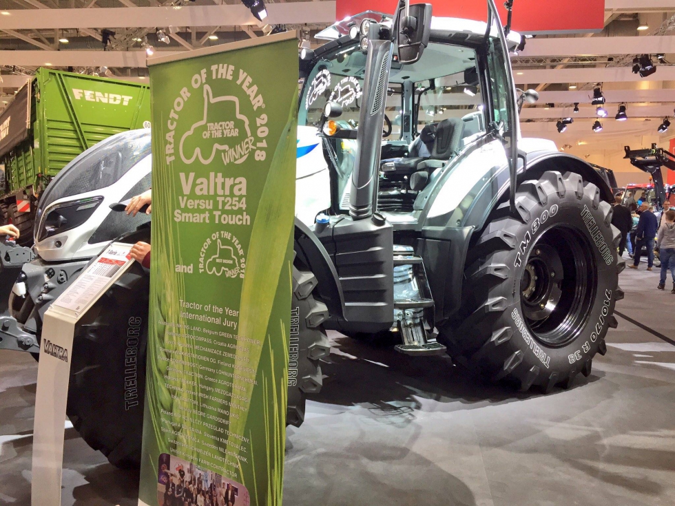 La Serie T de Valtra triunf en los concursos Tractor of the Year y Mquina del Ao 2018