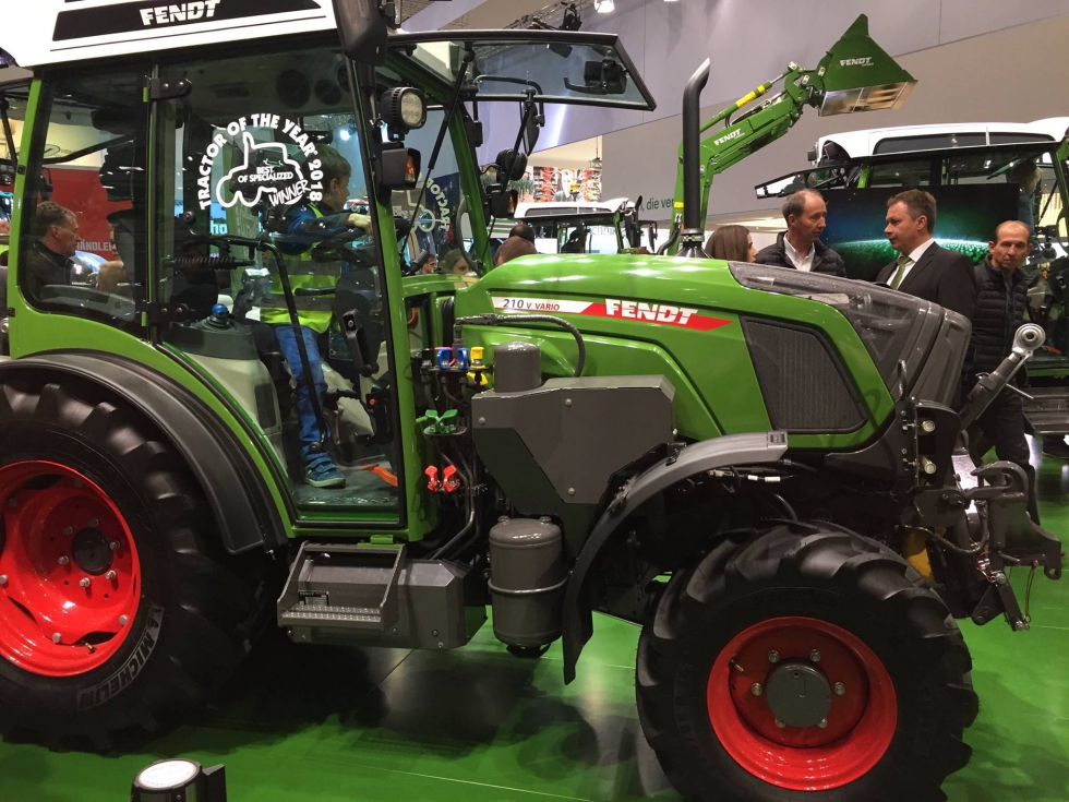 La Serie Fendt 200 V se llev el Tractor of the Year en la categora de 'Mejor Especializado'