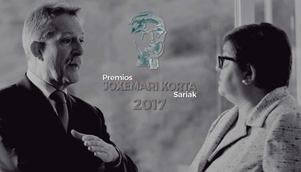 Carlos Pujana y Mari Feli Arrizabalaga en el vdeo de los Premios Korta