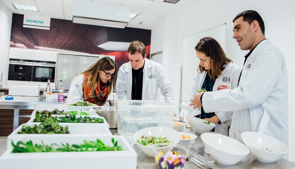 Este proyecto compartido tiene el objetivo de introducir nuevos sabores en las huertas y restaurantes y emplear a personas con enfermedad mental...