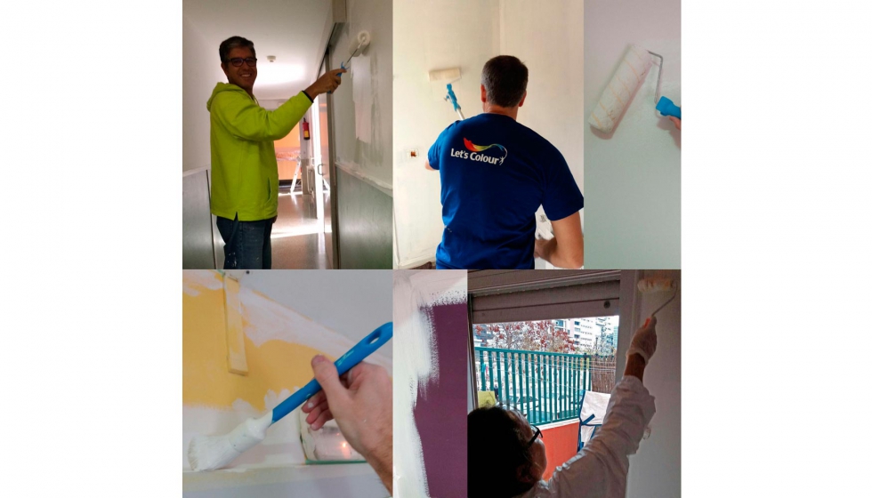 Trabajadores de Bruguer durante la pintada solidaria