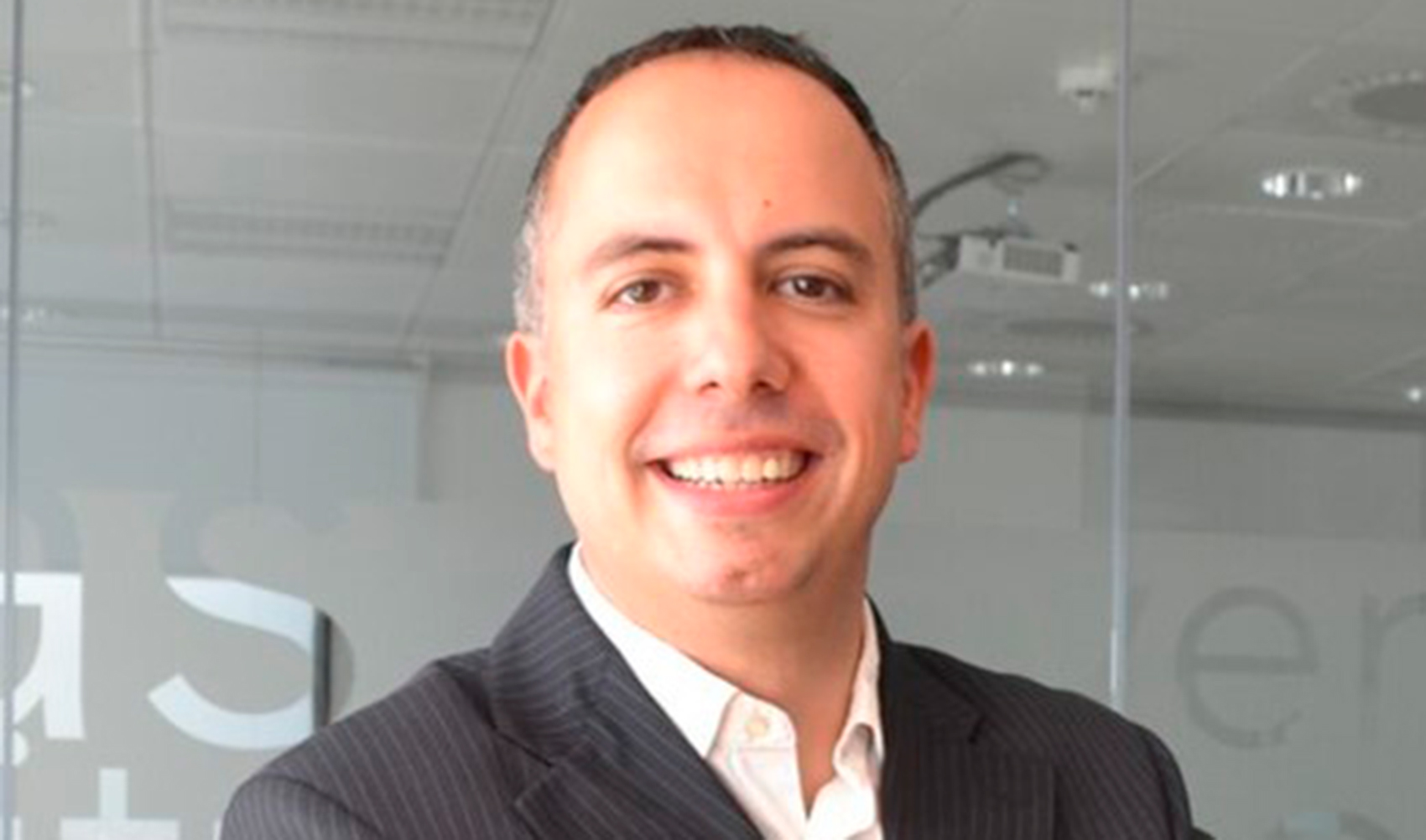 Roberto Fernndez Hergueta. Global Head of Blockchain @everis. Miembro Grupo Telecomunicaciones Autelsi