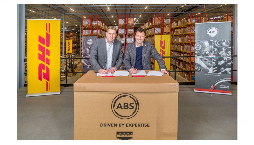 Firma del acuerdo entre ABS y DHL con el que el fabricante de sistemas de frenado transferir todas sus operaciones logsticas a DHL Supply Chain...