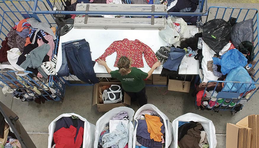 Humana recupera  toneladas de ropa usada en España para darles un fin  social - Textil