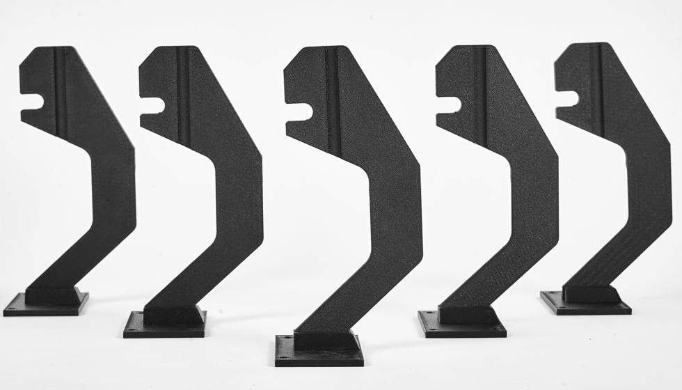 Piezas de repuesto para las mquinas impresas en 3D en la impresora 3D Stratasys Fortus 450mc Production de Stratasys y realizadas a peticin en...