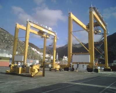 TCB ha instalado dos nuevas mquinas RTG en Capsa Tenerife