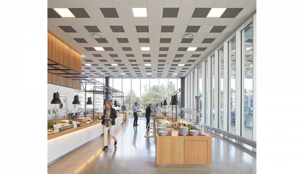 El edificio est diseado para ser acogedor y transparente con luz diurna optimizada. Foto: Hufton+Crow