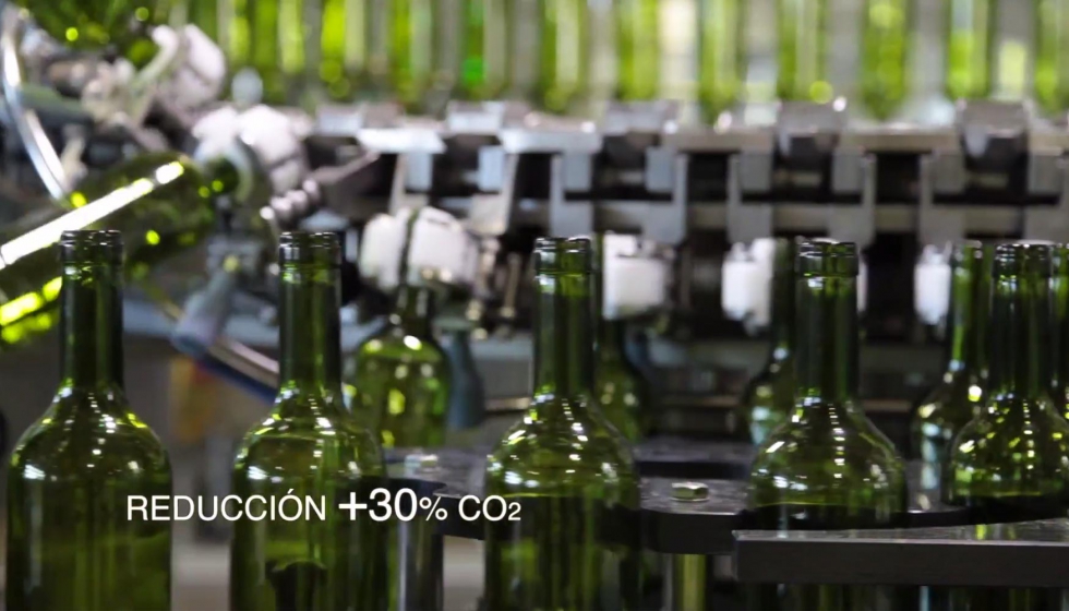 Verallia es proveedor de la marca con su lnea de botellas Ecova de la que lleva ms de 5.000 millones de envases vendidos en todo el mundo...