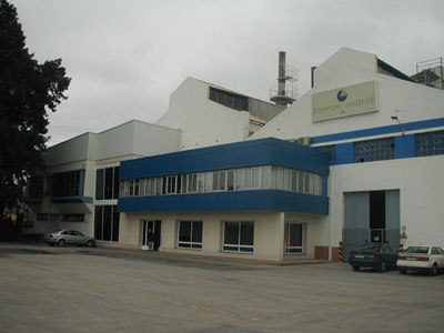 El inmueble adquirido por Endeka Ceramics ocupa una superficie industrial de 19.000 m2