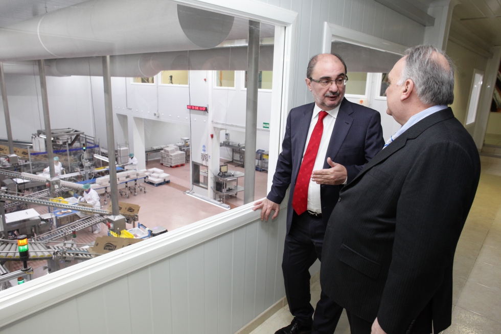 Javier Lambn visita las instalaciones de la empresa Espua en Utrillas