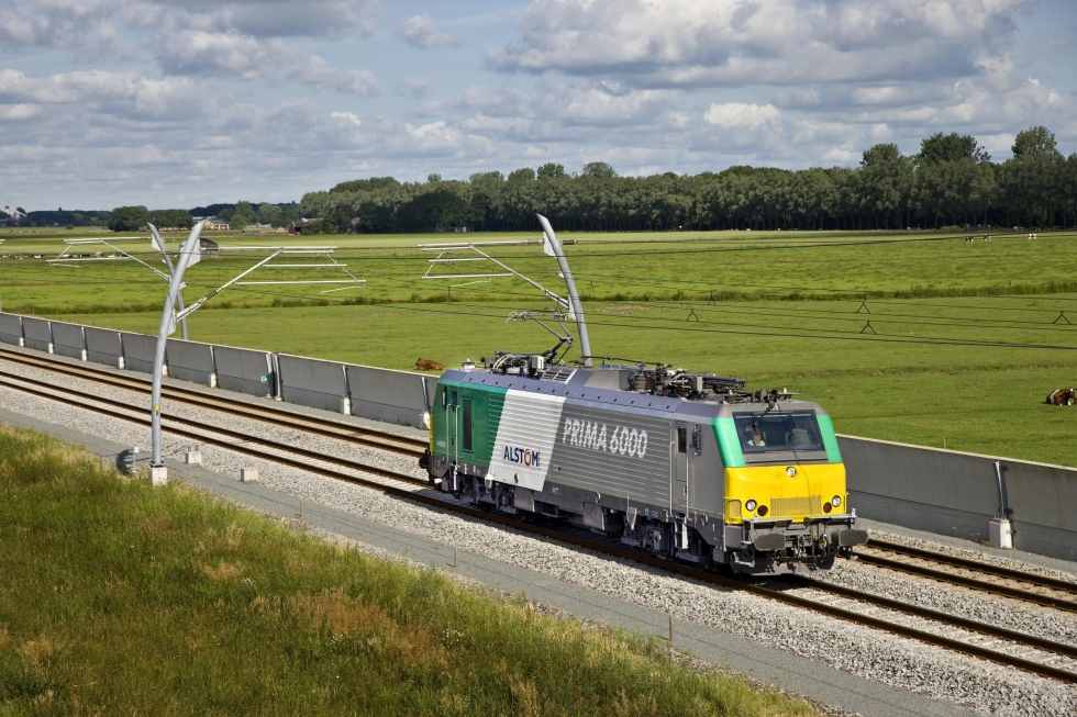 Una locomotora de mercancías recorrerá cerca de 100 km sin la intervención del conductor