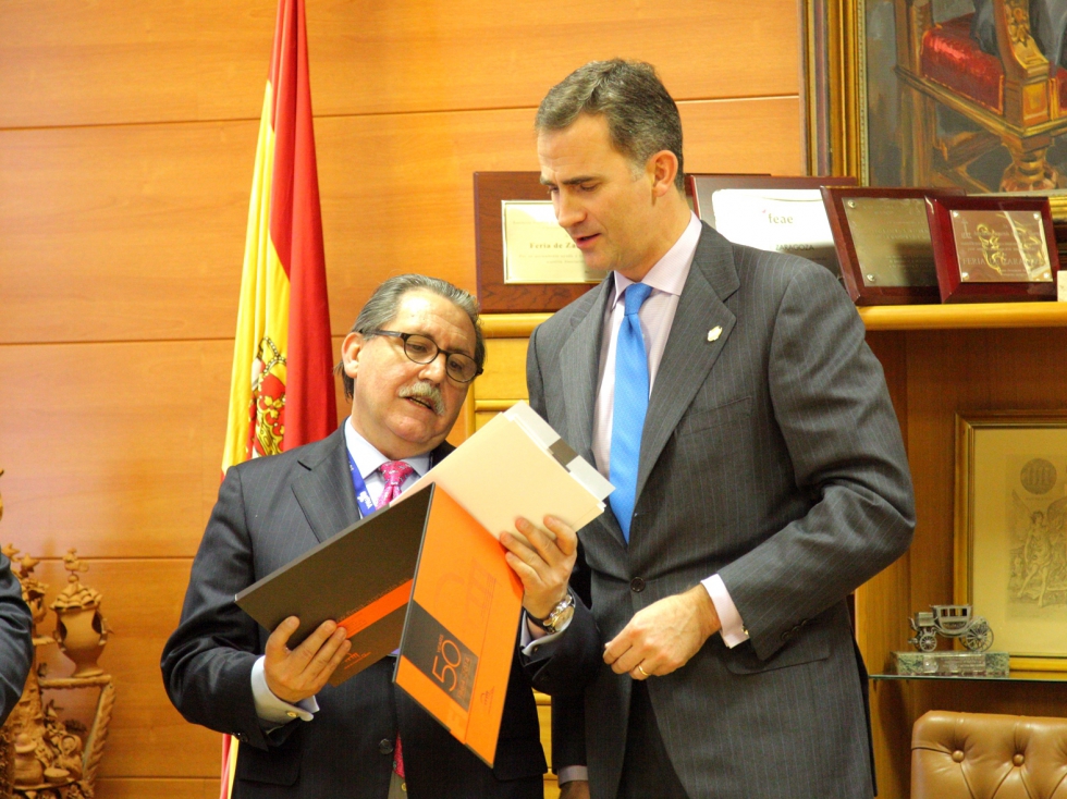 Manuel Teruel, presidente de Feria de Zaragoza, junto al Rey Felipe entonces Prncipe de Asturias durante FIMA 2014...