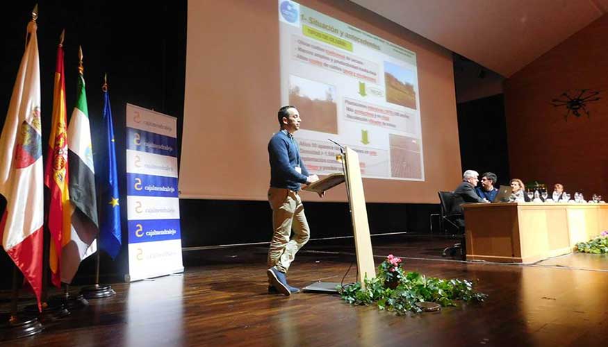 Juan Manuel Prez, investigador del Cicytex, durante la exposicin de su ponencia