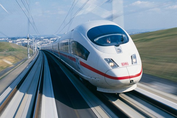 Innovacin en el sector ferroviario: renovacin del tren de alta velocidad