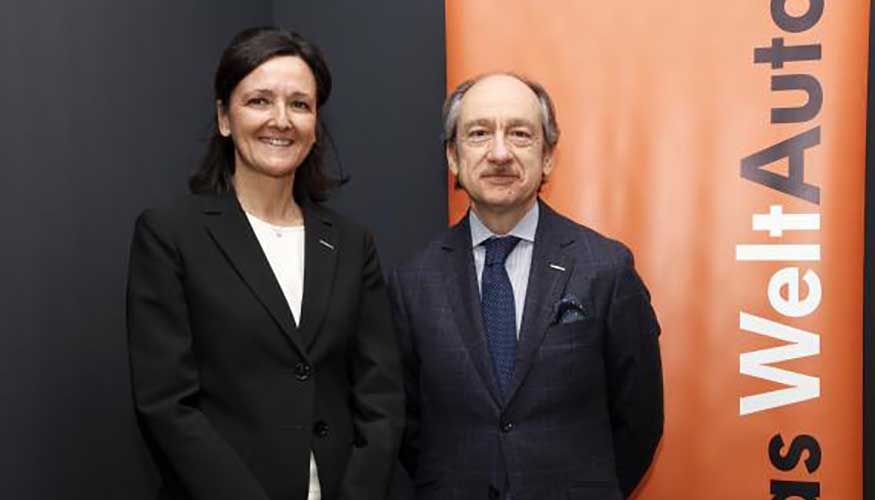 Arantxa Esteban, responsable de Das WeltAuto en Seat y Antonio Garca, responsable de Das WeltAuto en Volkswagen Group Espaa Distribucin...