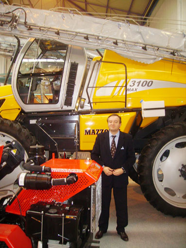 Alberto Vidal, Gerente de Agroindustrial Grupo Capa, en el stand de la empresa en Fima 2008