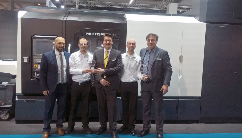 Equipo comercial y aplicaciones de Gildemeister Italiana y DMG MORI France con el Multisprint en Simodec 2018