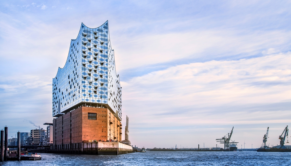 Nuevo edificio de referencia en Hamburgo: La filarmnica de Elba. Foto: Thies Rtzke
