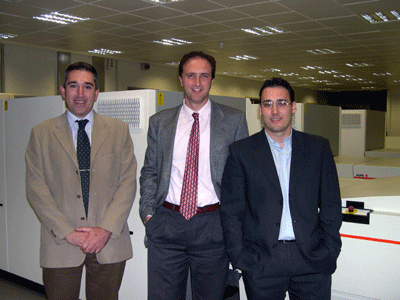 Javier Espl, Gerente de Localprint, Eduardo Soler, Jefe de Produccin y David Rubio, responsable Preventas Prensa de Agfa...